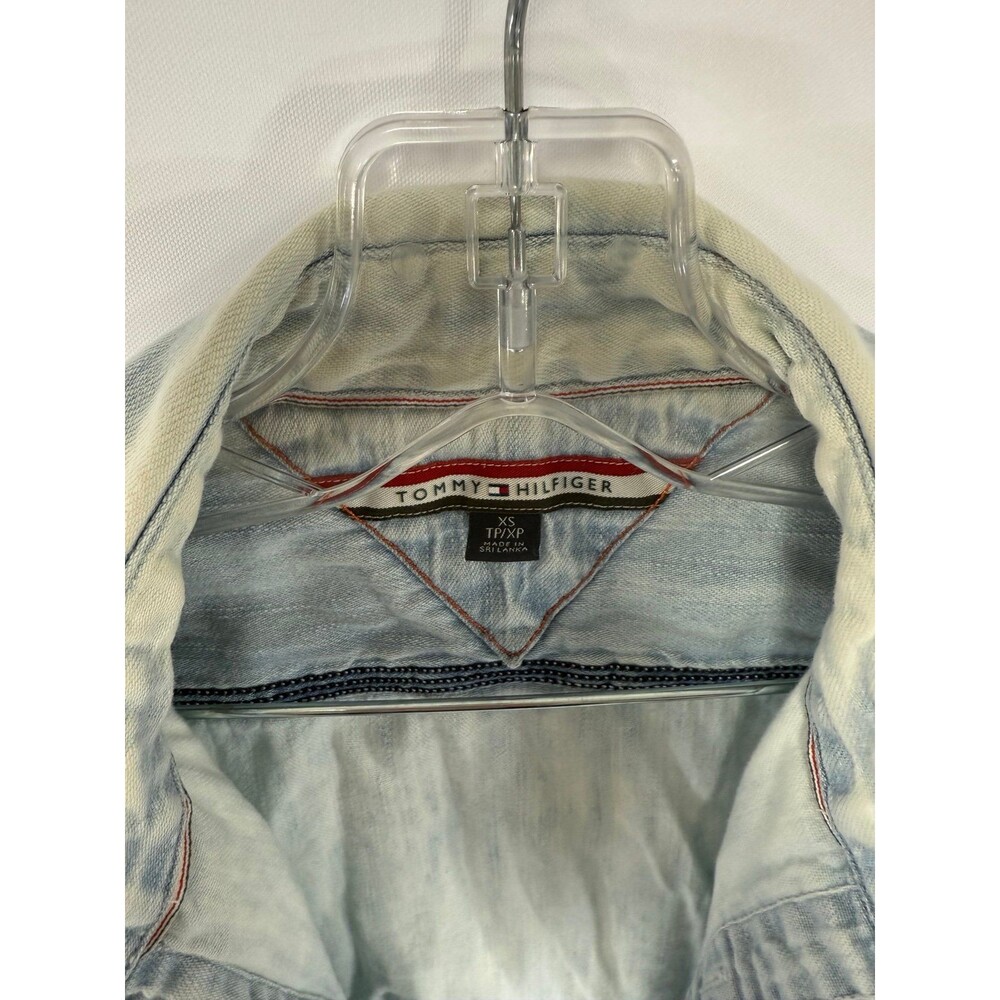 Tommy Hilfiger Women’s Button Down Vintage Light Blue Size XS Y2K - Picture 4 of 4